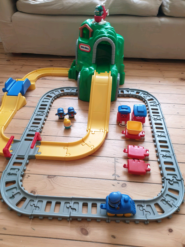 little tikes train track mountain